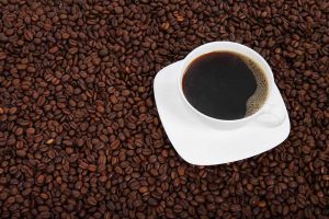 How to Start Drinking Black Coffee (7 Tips)