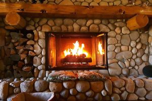 wood-burning-fireplace-log-mantle