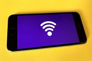 Phone displaying wifi logo
