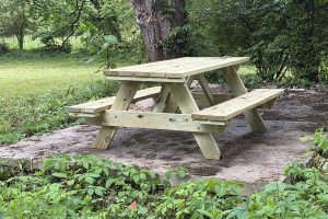 picnic table on slab
